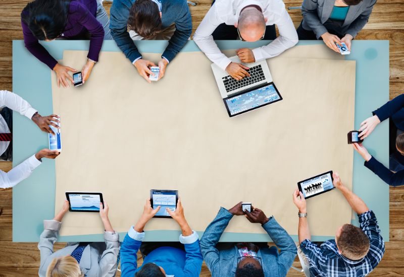 fast-marketing-translation-services-diversity-business-team-planning-board-meeting-strategy-concept-56298034-min